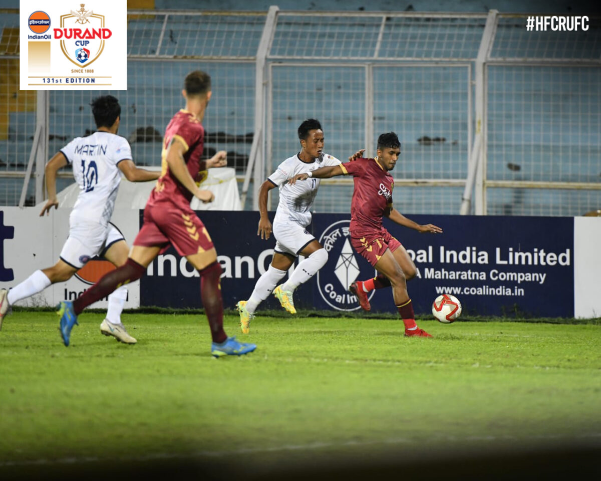A clinical performance by the current ISL- Indian Super League champions, helps them secure their spot in the semi finals